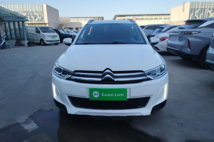 雪铁龙C3-XR 2015款 1.6L 自动先锋型车身外观2