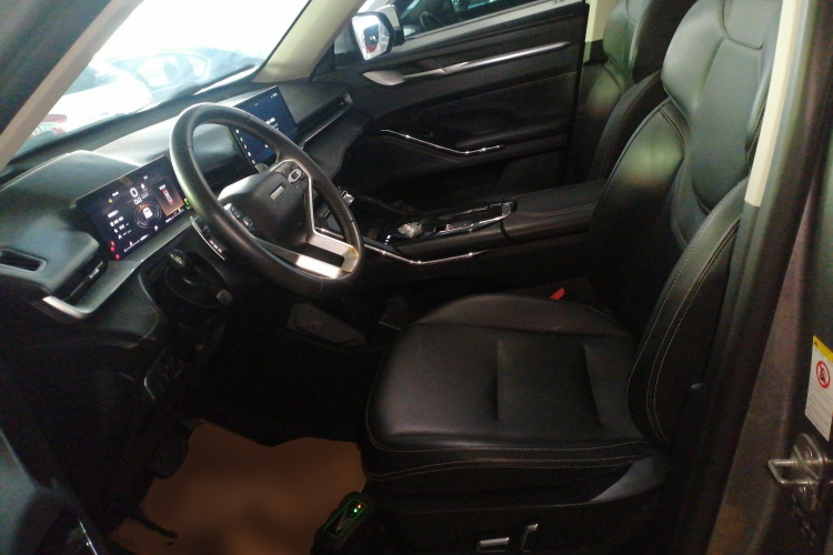 哈弗H6 2021款 第三代 1.5T 自动两驱Max中控内饰19