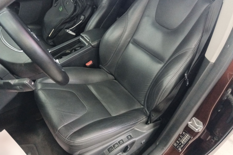 沃尔沃XC60 2016款 T5 智进版局部细节19