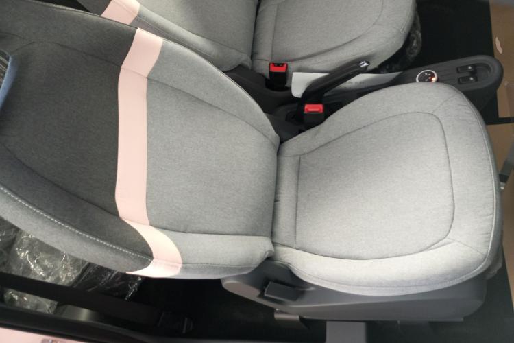 五菱汽车 宏光MINIEV 2022款 马卡龙时尚款 磷酸铁锂中控内饰41