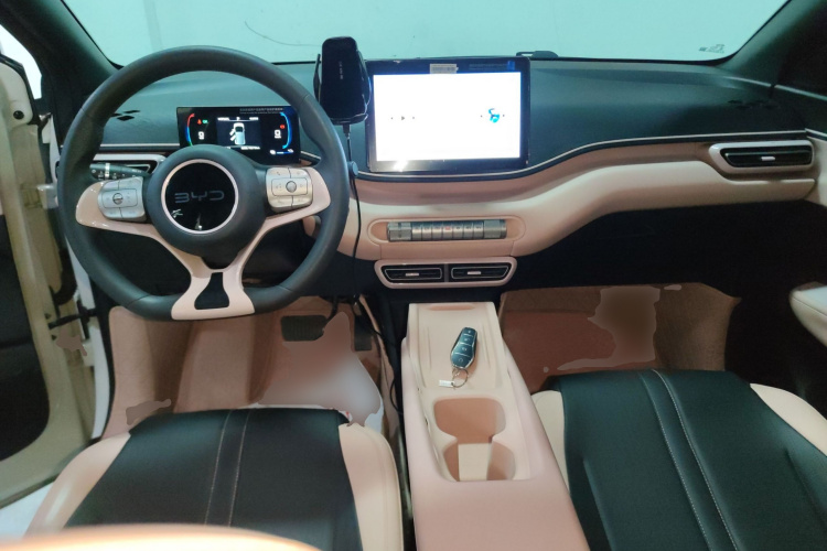 比亚迪 海鸥 2024款 荣耀版 305km 活力版中控内饰12