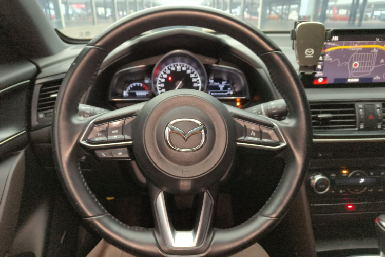 马自达CX-4 2020款 2.5L 自动四驱蓝天激情版局部细节13