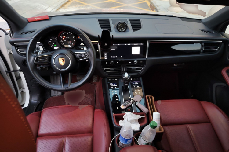 保时捷 2023款 Macan 2.0T中控内饰12