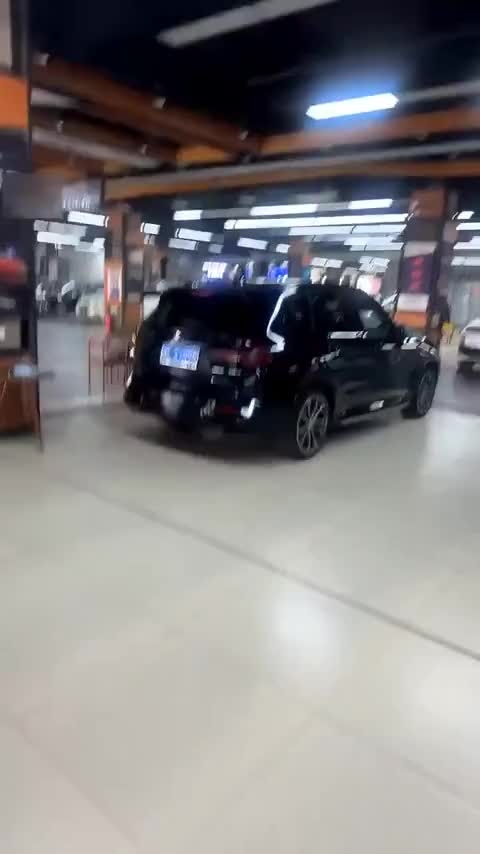 宝马X3 2023款 xDrive30i 领先型 M曜夜套装讲解2