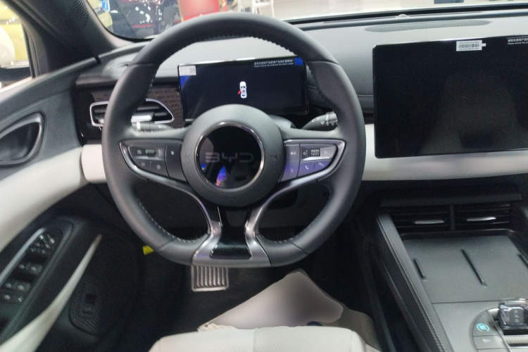 比亚迪 海豹06新能源 2024款 DM-i 120KM尊荣型局部细节13