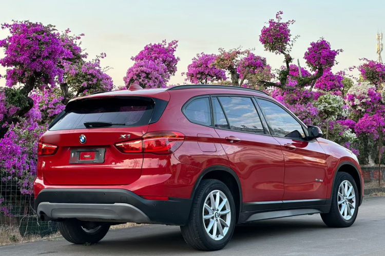 宝马X1 2016款 sDrive18Li 时尚型车身外观6004