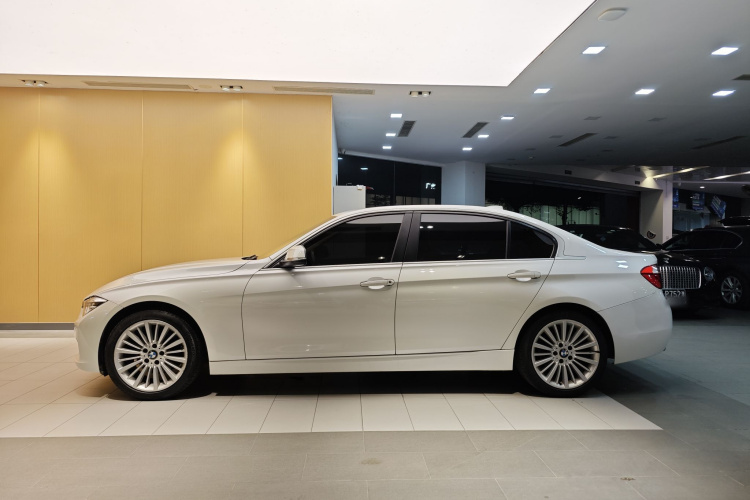 宝马3系 2018款 320Li 时尚型车身外观6001