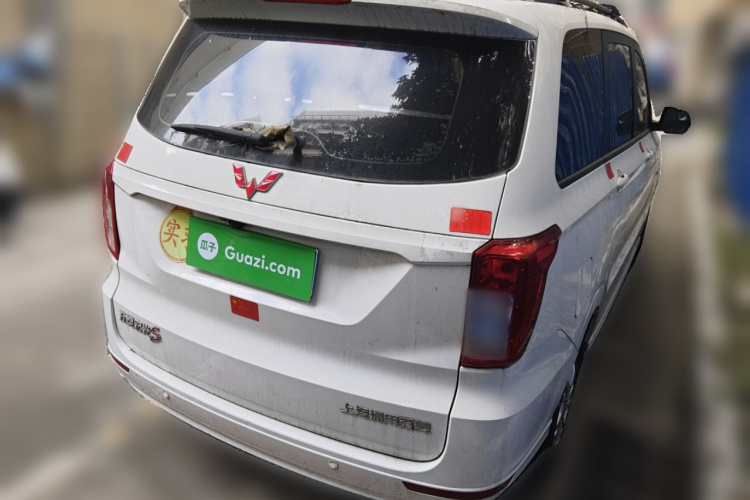 五菱汽车 五菱宏光 2018款 1.5L S舒适型L2B车身外观6005