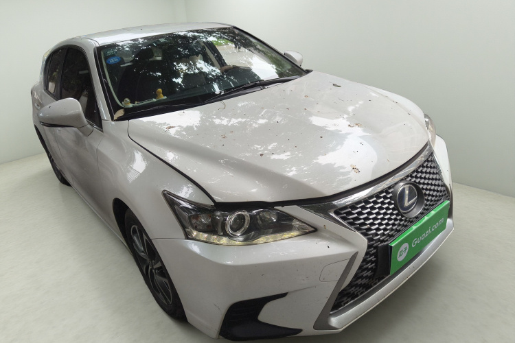 雷克萨斯CT 2017款 CT200h 精英版 单色 国VI车身外观3