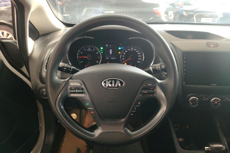 起亚K3 2016款 1.6L 自动GL局部细节13