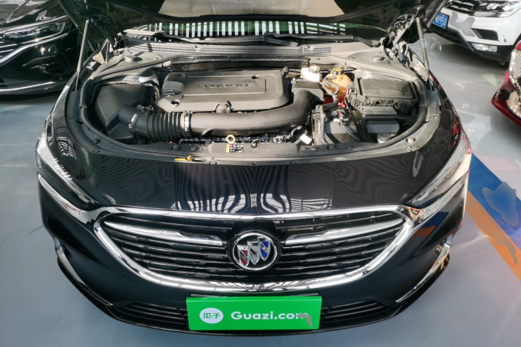 别克 君越 2019款 28T 豪华型机舱底盘24