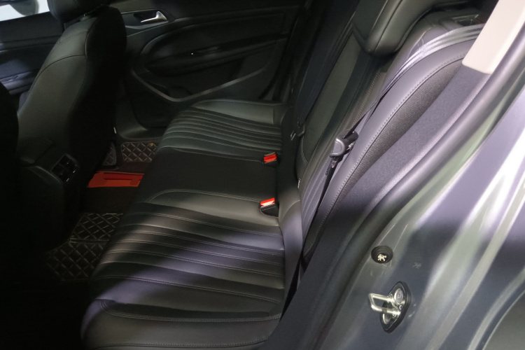 标致408 2022款 1.6T 追光版中控内饰7004