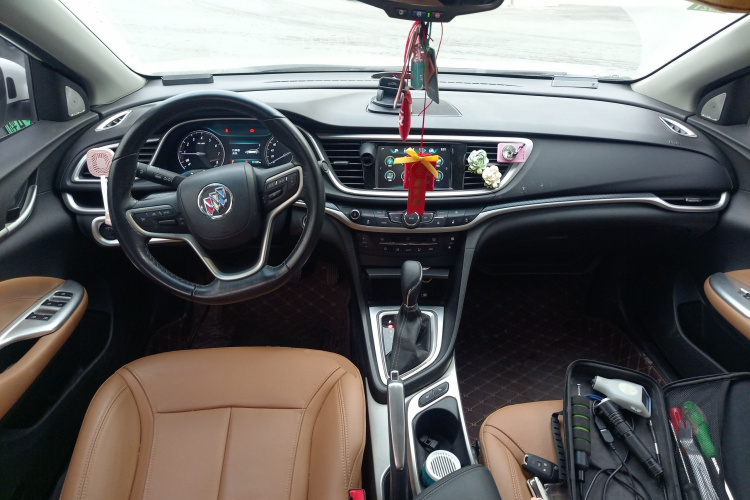 别克 阅朗 2019款 18T 自动互联旗舰型 国V中控内饰12