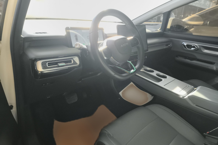 埃安 AION Y 2023款 Younger 星耀版中控内饰7003