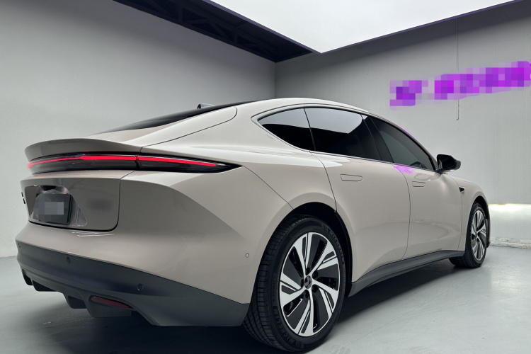 蔚来ET5 2022款 75kWh车身外观6005