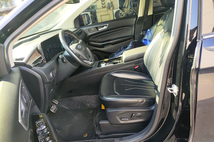 福特 锐界 2021款 PLUS EcoBoost 245 两驱豪锐型 7座中控内饰19