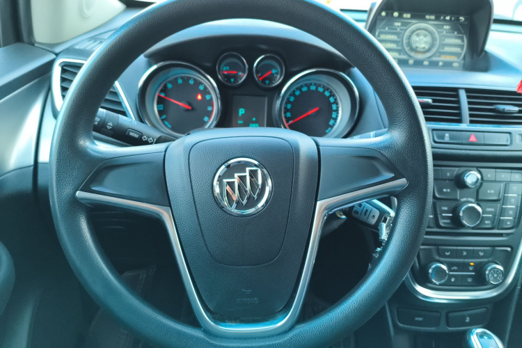 别克 昂科拉 2015款 1.4T 自动两驱都市精英型中控内饰13