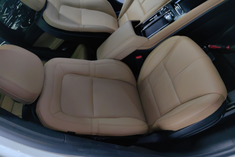 林肯 冒险家 2020款 2.0T 四驱尊雅版局部细节41