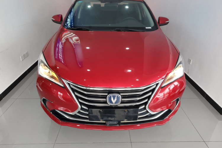 长安 逸动 2019款 高能版 1.6L GDI 自动先锋型 国VI车身外观2