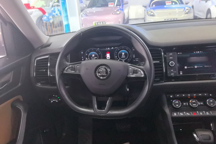 斯柯达 柯迪亚克GT 2019款 TSI330 两驱豪华版 国VI中控内饰13
