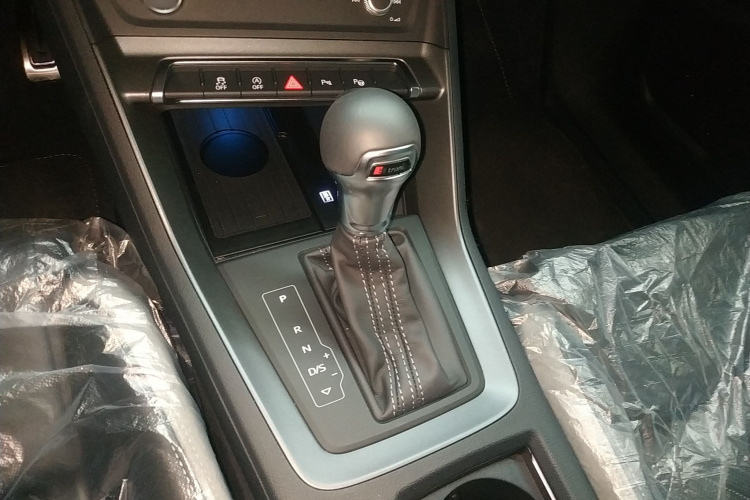 奥迪Q3 2024款 35 TFSI 时尚动感型局部细节18