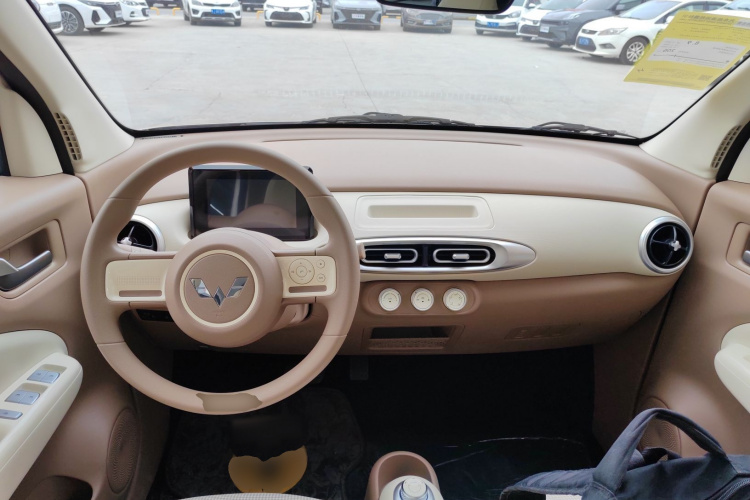 五菱汽车 宏光MINIEV 2025款 四门版 进阶款中控内饰12