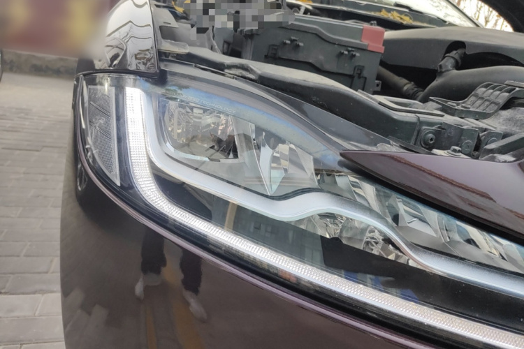 捷豹XF 2016款 XF 2.0T 两驱奢华版车身外观8