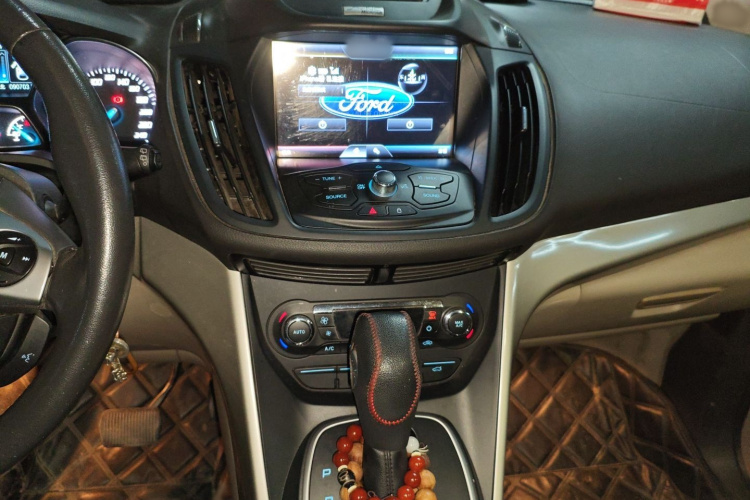 福特 翼虎 2013款 1.6L GTDi 四驱精英型局部细节16