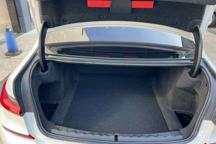 宝马3系 2020款 325i M运动套装局部细节23