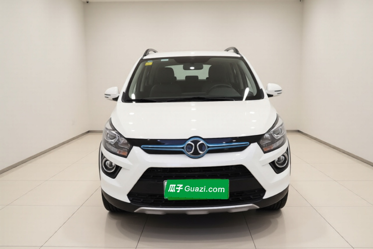 北汽新能源EX 2018款 EX360 新尚版车身外观2