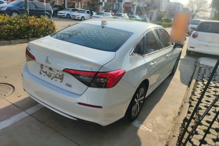 本田 思域 2022款 240TURBO CVT劲动版车身外观7