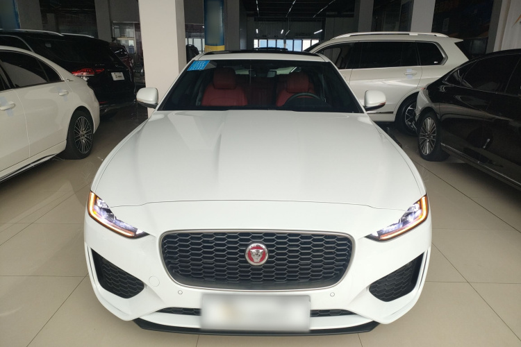 捷豹XEL 2024款 2.0T 250PS R-DYNAMIC S进取运动版车身外观2