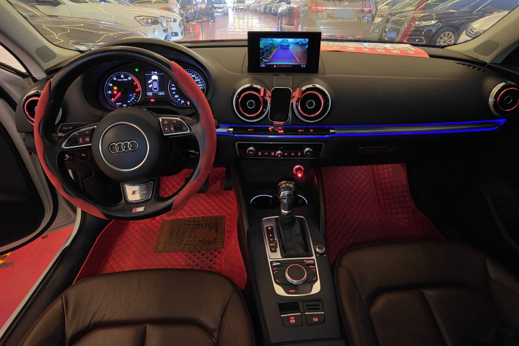 奥迪A3 2016款 Limousine 35 TFSI 风尚型中控内饰7002