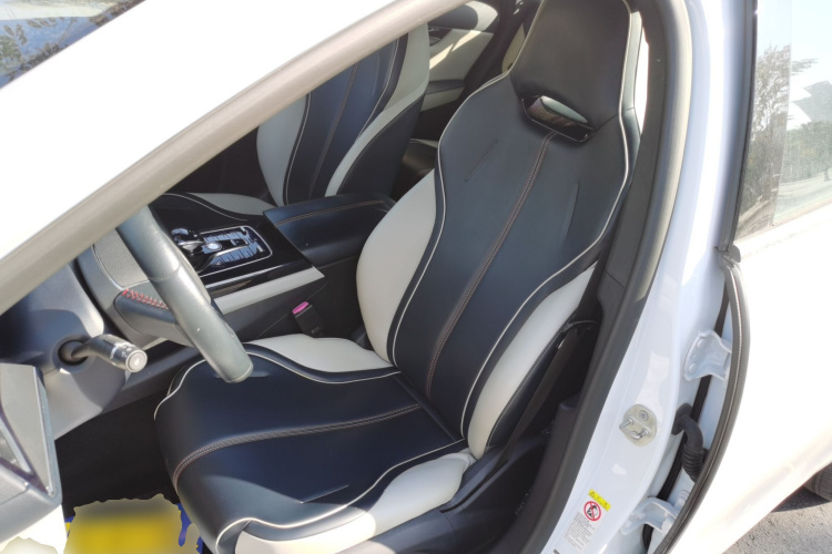 比亚迪 秦PLUS 2021款 DM-i 55KM 旗舰型中控内饰19