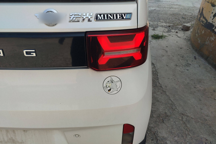 五菱汽车 宏光MINIEV 2022款 GAMEBOY 300km 玩咖款 磷酸铁锂车身外观6006