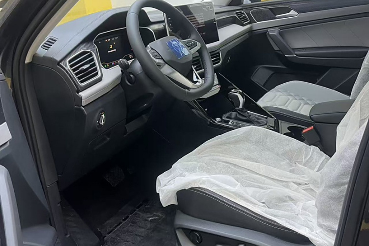 大众 探岳 2025款 众享款 300TSI中控内饰7005