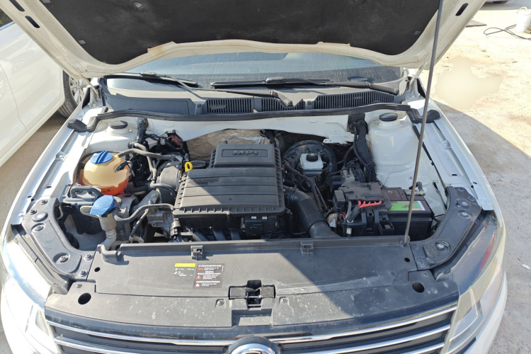 大众 朗行 2015款 1.6L 自动舒适版局部细节24