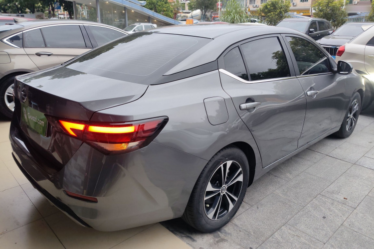 日产 轩逸 2022款 1.6L XL CVT悦享版车身外观7