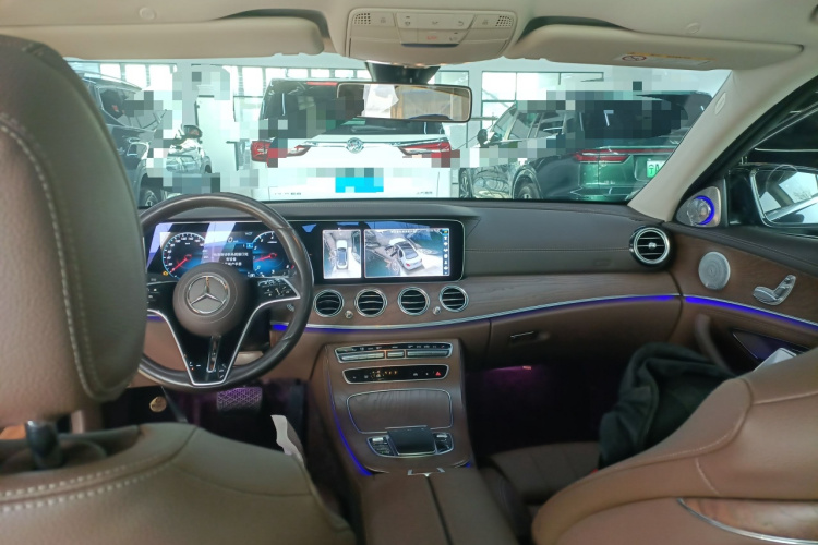 奔驰E级 2022款 E 260 L中控内饰7002