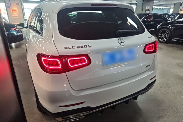 奔驰GLC 2020款 GLC 260 L 4MATIC 豪华型车身外观4