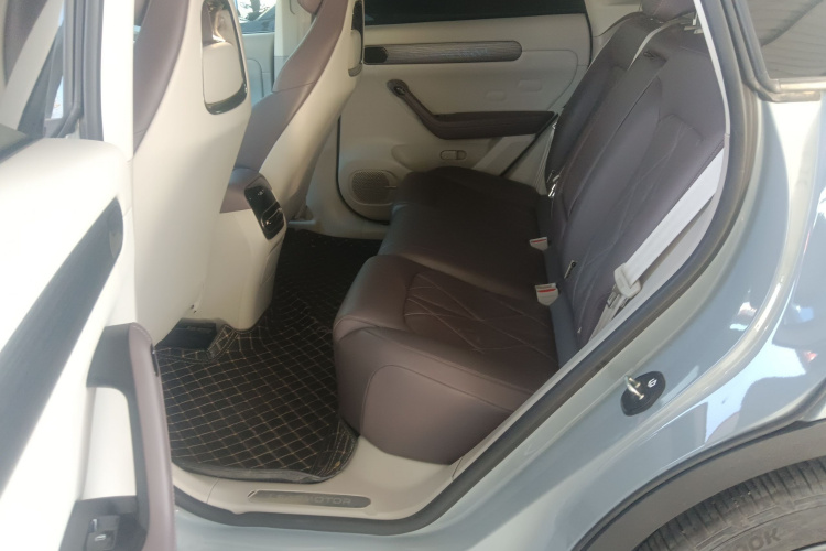 零跑汽车 零跑C11 2024款 纯电 580尊享版中控内饰7004