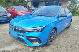 荣威i5 2021款 1.5L 手动铂金版