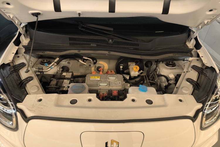 零跑汽车 零跑T03 2025款 310舒享版机舱底盘24