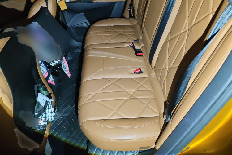 DS 7 2018款 45THP 里沃利先锋版中控内饰7004