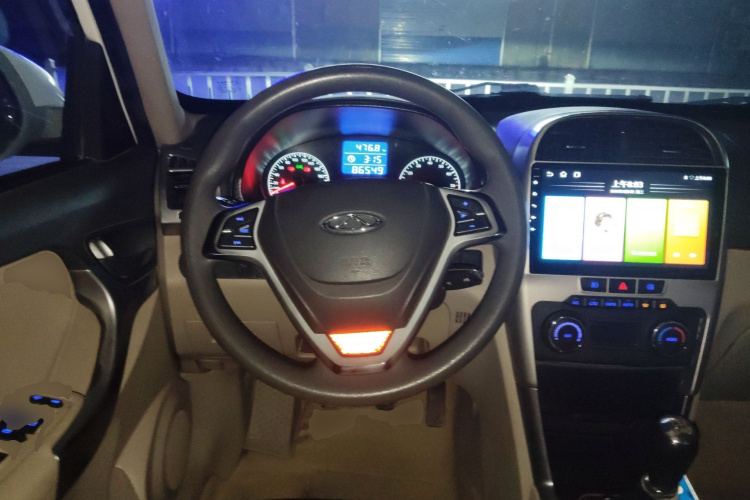 奇瑞 瑞虎3 2014款 1.6L 手动智尚版局部细节13