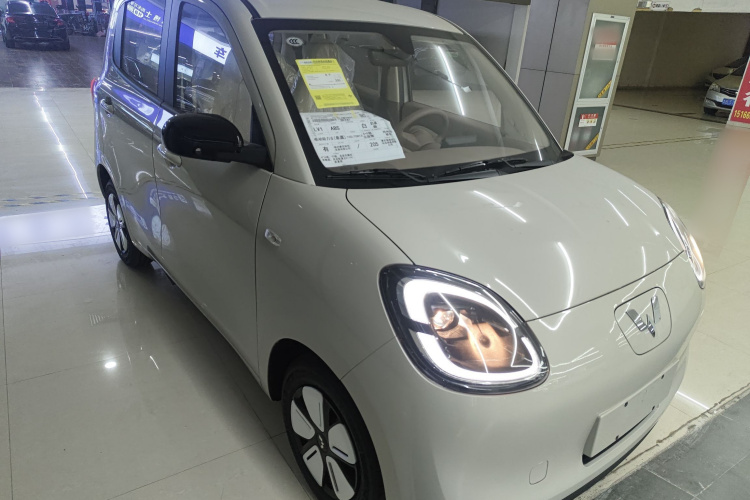 五菱汽车 宏光MINIEV 2025款 四门版 进阶款车身外观3