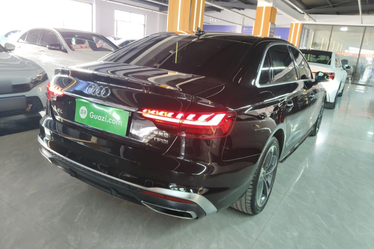 奥迪A4L 2022款 40 TFSI 时尚动感型车身外观7