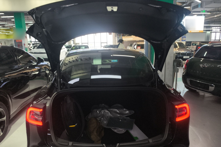 特斯拉 Model 3 2021款 标准续航后驱升级版机舱底盘23