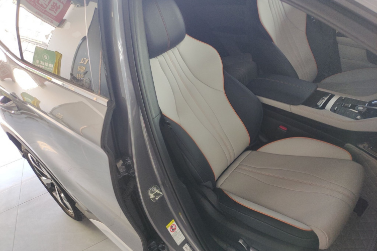 比亚迪 宋PLUS新能源 2021款 EV 尊贵型局部细节41