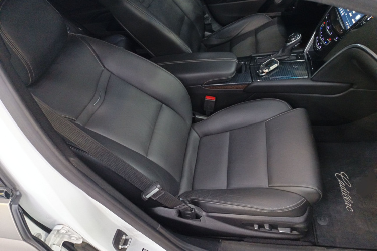 凯迪拉克XTS 2018款 28T 精英型局部细节41